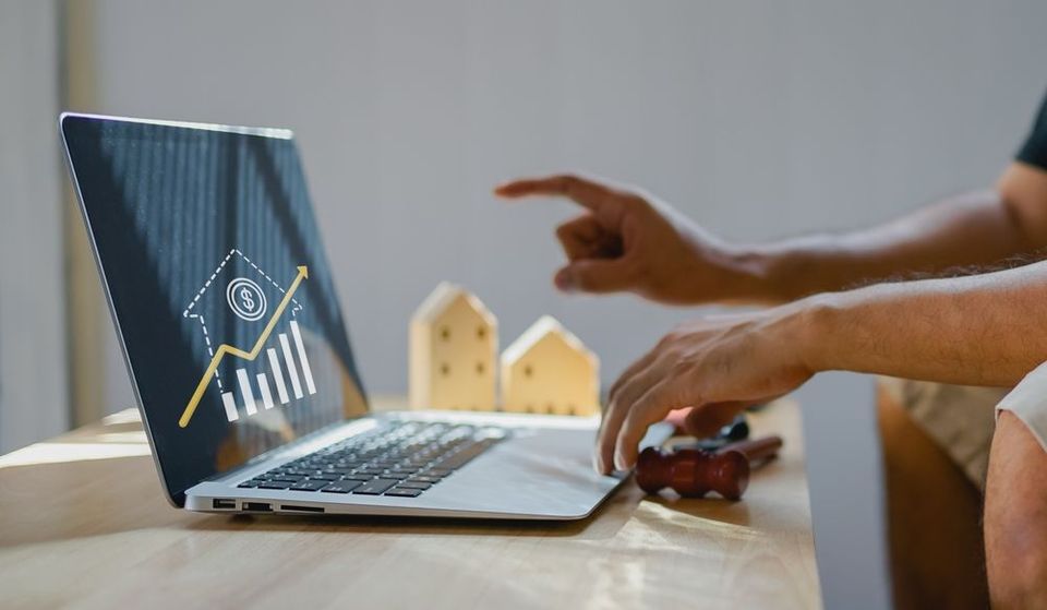 Prodotti e prezzi nell’edilizia: come cambia la strategia in funzione del mercato locale