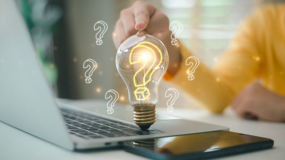punto interrogativo e pc
