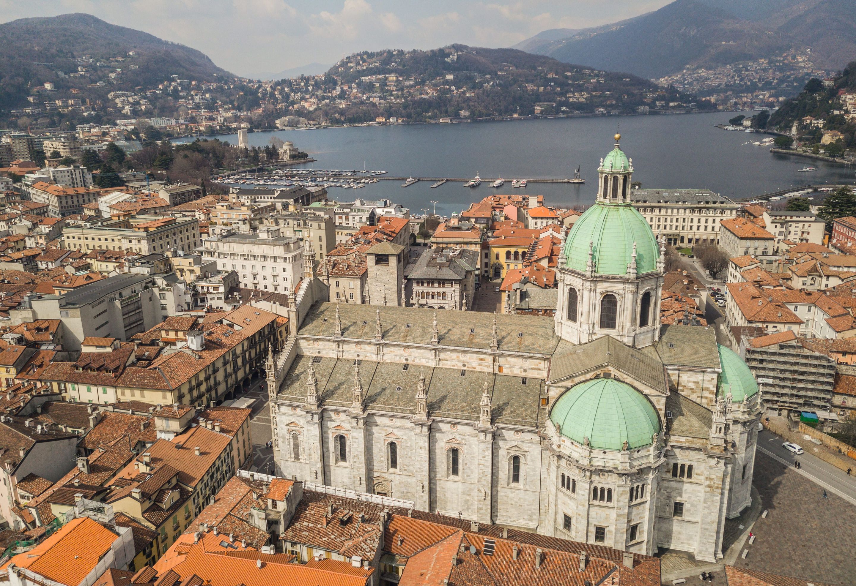 Vista panoramica della città di Como.