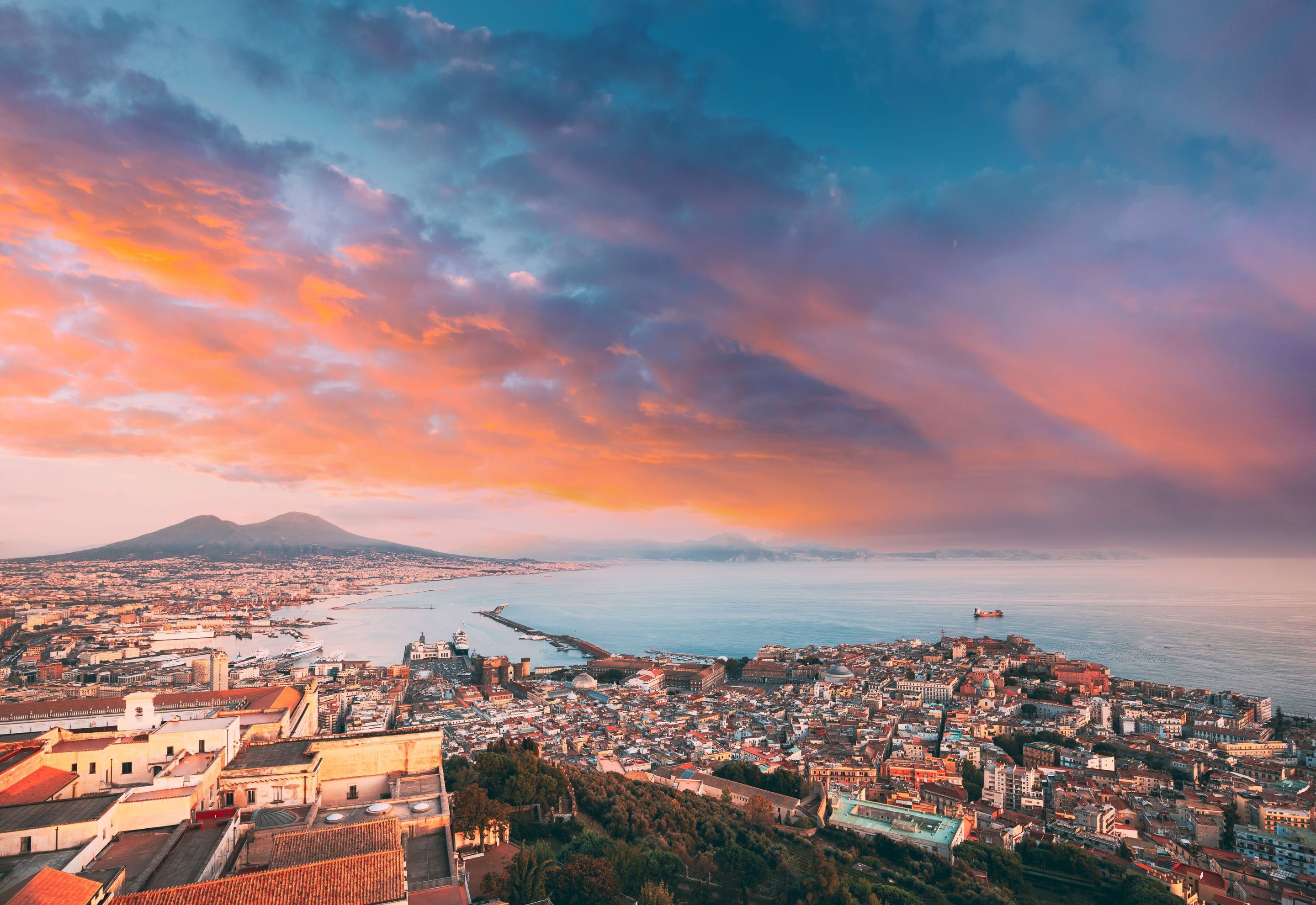 Vista panoramica sul golfo di Napoli.